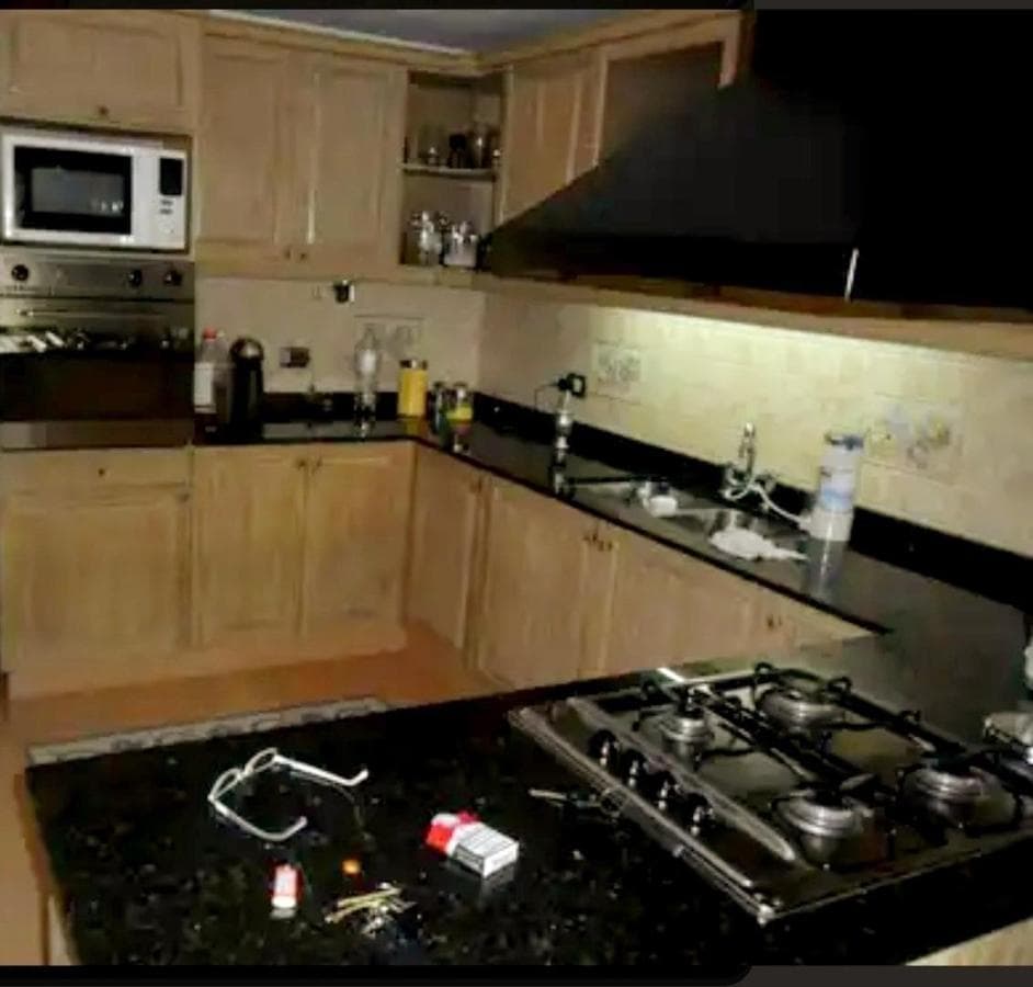 4-bedroom chalet with garage, Haedo Chico