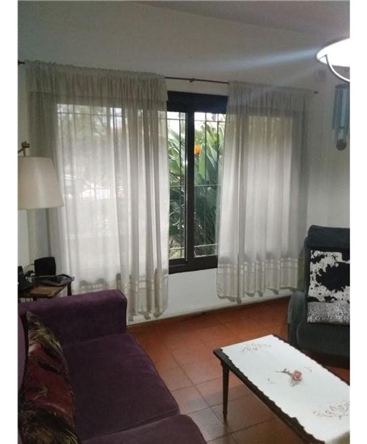Chalet-Style House for Sale in Moreno