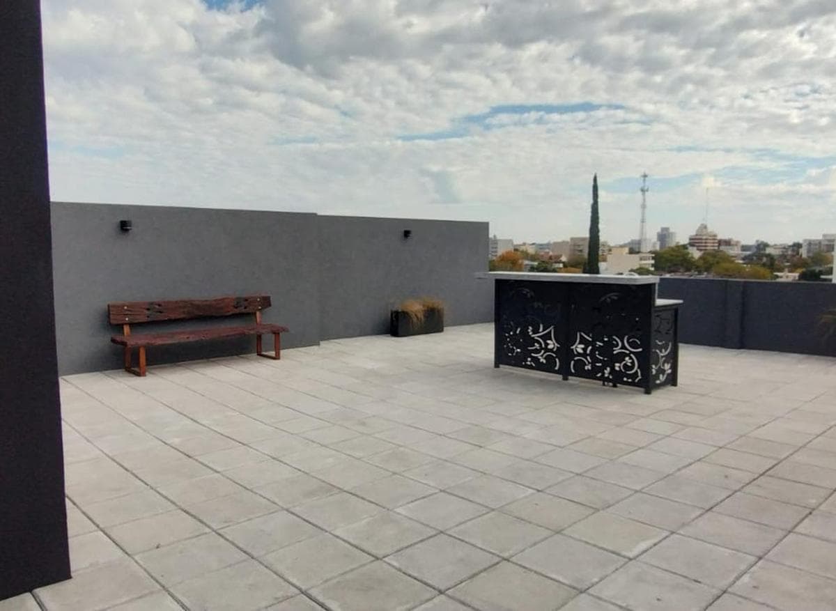 BRAND-NEW STUDIO APARTMENT FOR SALE IN DOWNTOWN MORENO