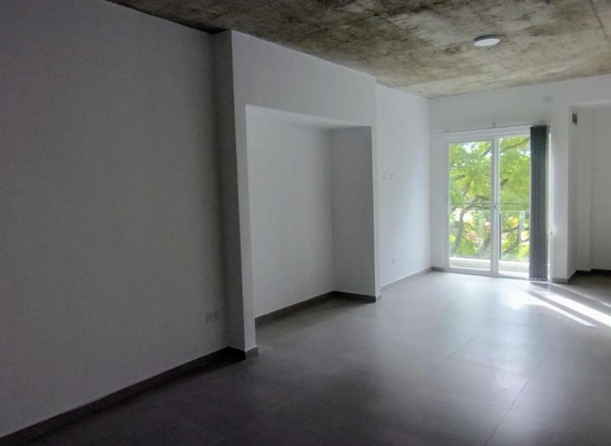 BRAND-NEW STUDIO APARTMENT FOR SALE IN DOWNTOWN MORENO