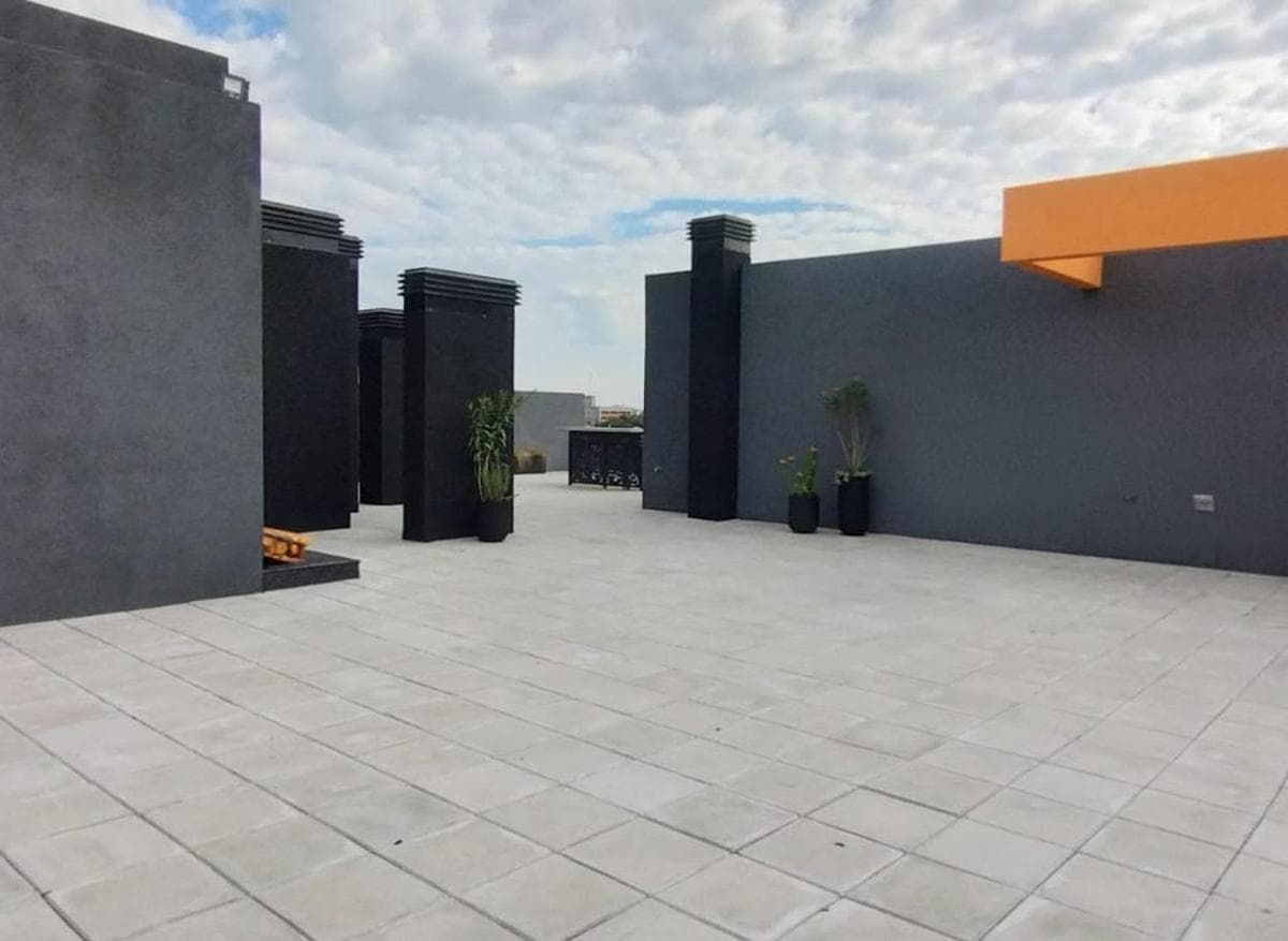 BRAND-NEW STUDIO APARTMENT FOR SALE IN DOWNTOWN MORENO
