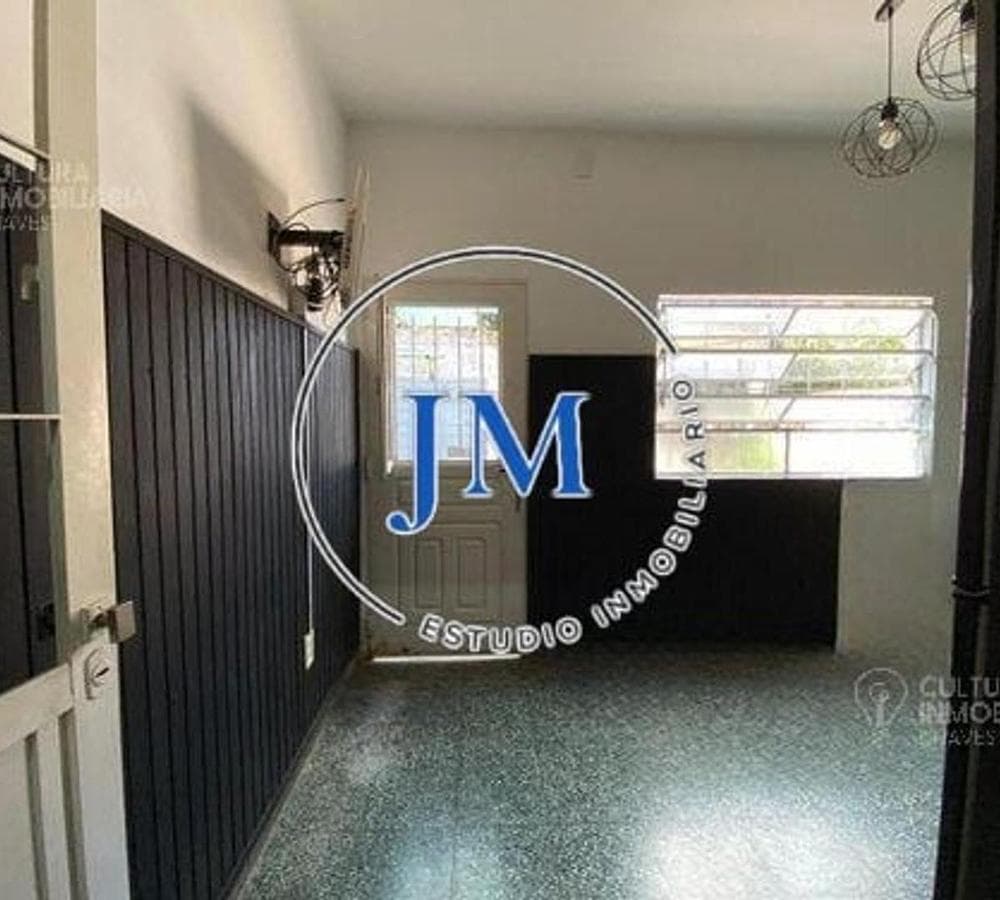 PH, HOUSE-STYLE, EXCELLENT LOCATION, 4 ROOMS, VERY BRIGHT