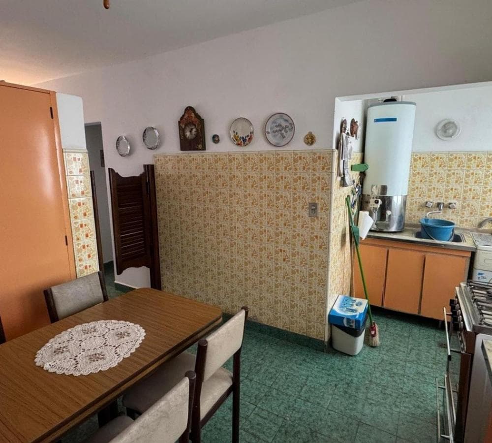 House for Sale in Moreno with Excellent Natural Light