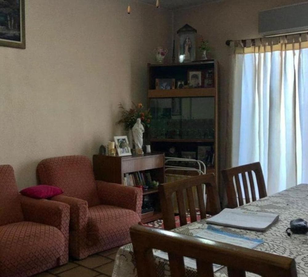 SPACIOUS APARTMENT IN A GREAT LOCATION
