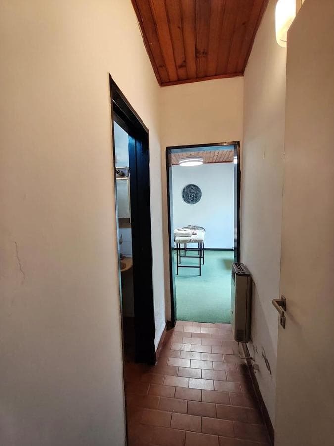 HOUSE FOR SALE: 5 ROOMS, DOWNTOWN LUJÁN