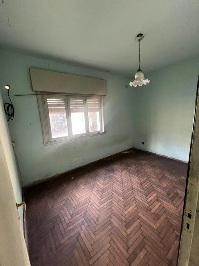 3-Bedroom, 3-Bathroom House in Morón