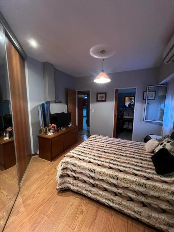 House for Sale - Haedo - 2 Bedrooms with Private Bathrooms