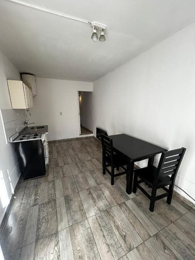 House with 4 apartments for sale – Ideal for investors