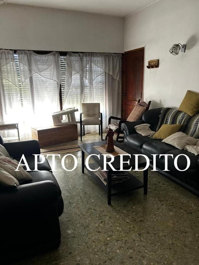 House for Sale in Villa Luzuriaga