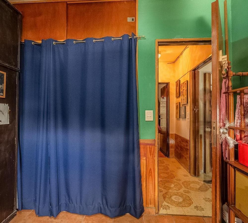 Spacious 4-room apartment with a private terrace