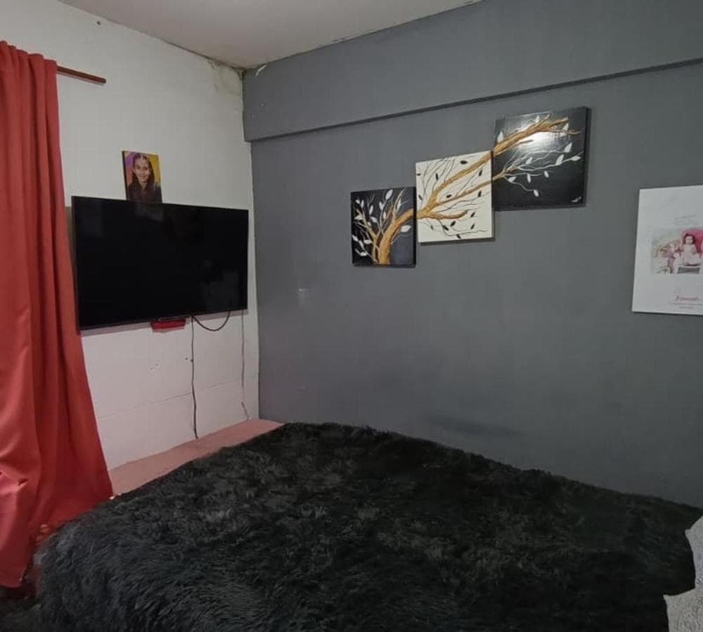 BEAUTIFUL HOUSE WITH A POOL IN CASTELAR