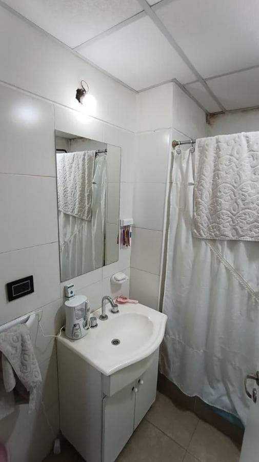BEAUTIFUL HOUSE WITH A POOL IN CASTELAR