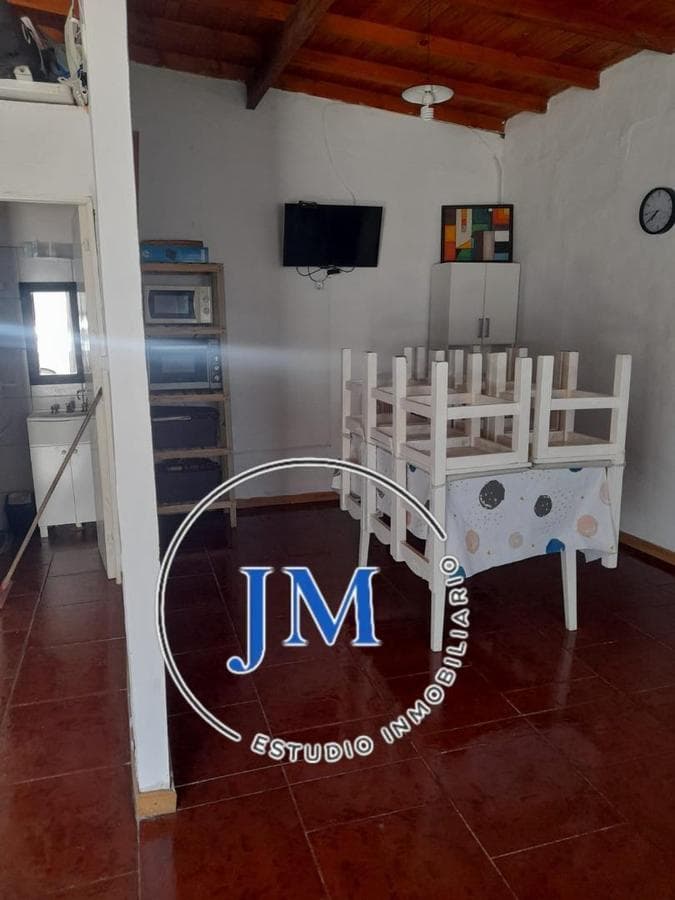 CASA COMPLETAMENTE AMUEBLADA