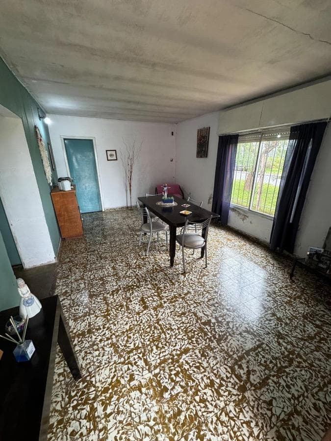 SPACIOUS HOUSE IN JÁUREGUI IN A GREAT LOCATION