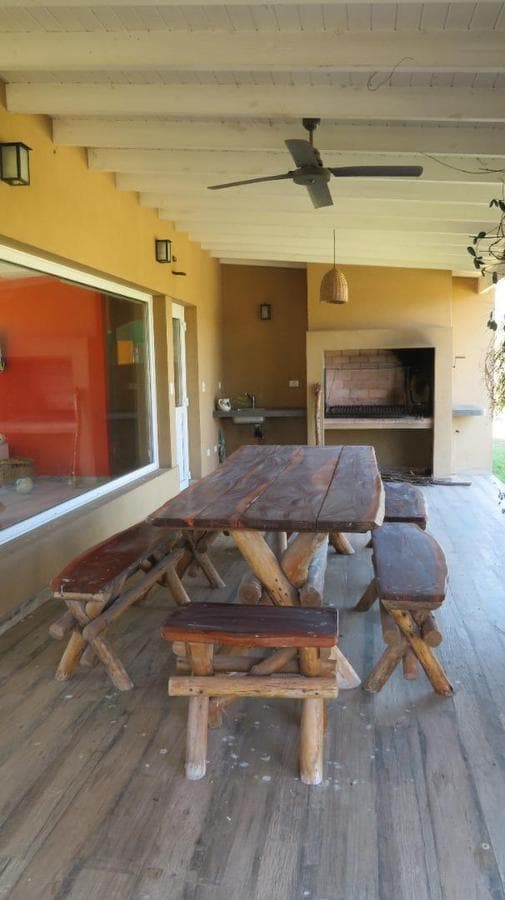 HOUSE FOR SALE: 5-ROOM HOME AT LAS HOJAS COUNTRY CLUB, MARCOS PAZ