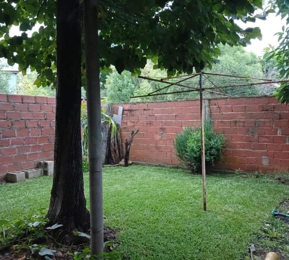 House in Need of Renovation with Large Lot