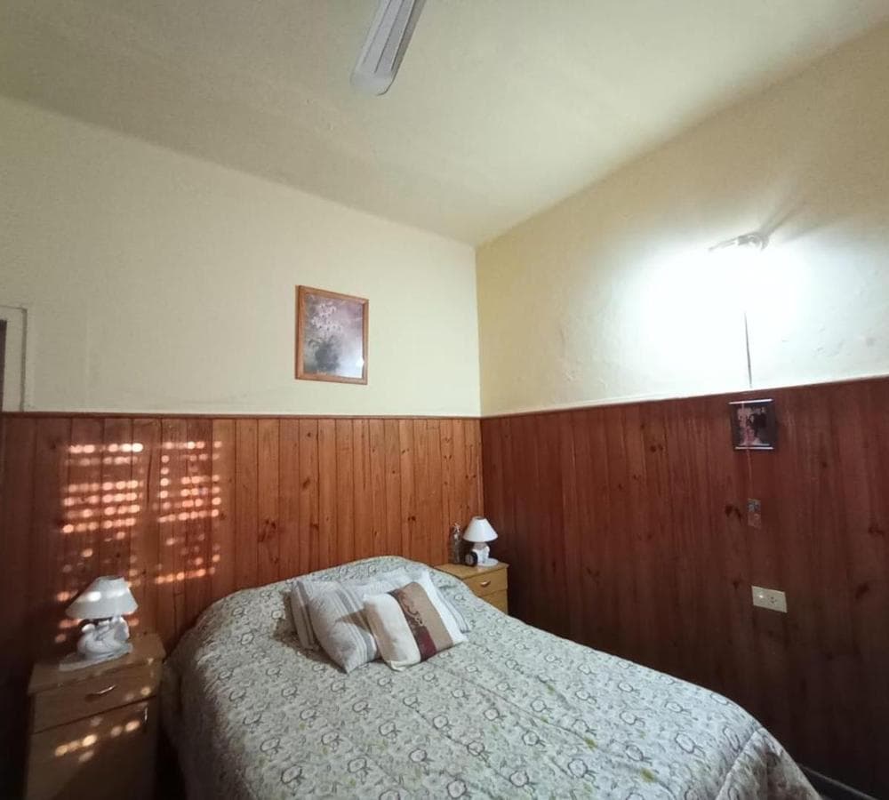 HOUSE FOR SALE WITH COMMERCIAL SPACE IN DOWNTOWN LUJÁN