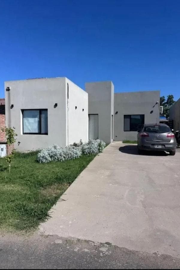 BRIGHT HOUSE IN NUEVO LORETO