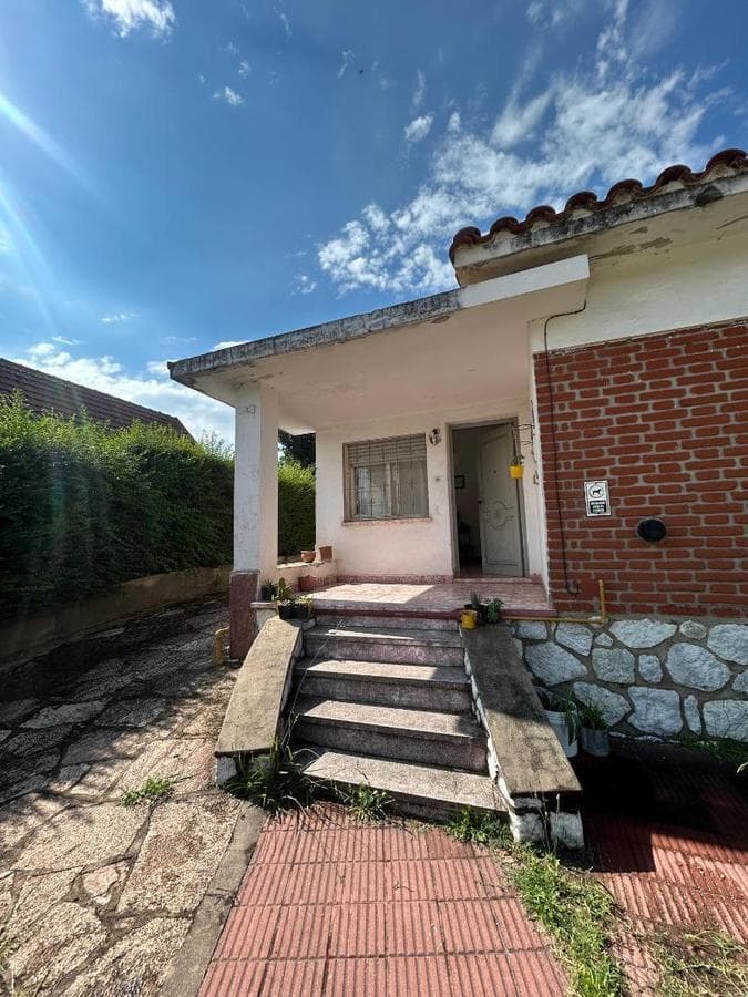 HOUSE FOR SALE IN LA FALDA, CORDOBA
