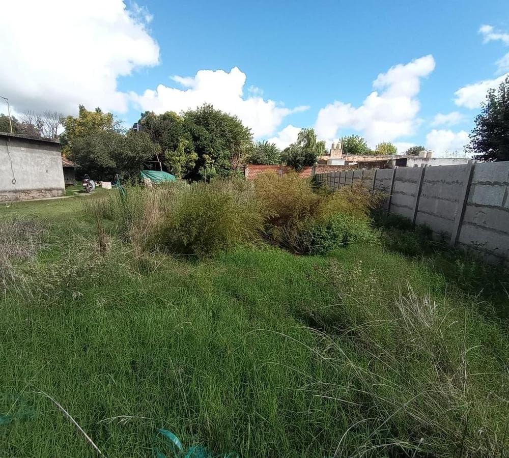 LAND FOR SALE IN GENERAL RODRIGUEZ NEAR THE CEMETERY