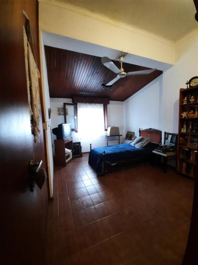 Casa Castelar Norte: 4 rooms, 3 bedrooms