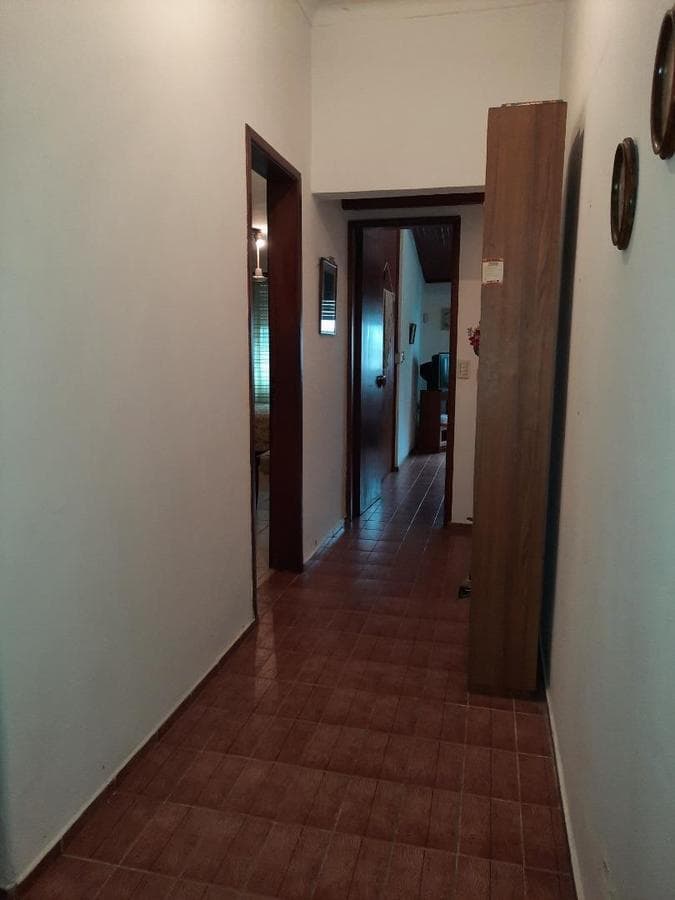 Casa Castelar Norte: 4 rooms, 3 bedrooms