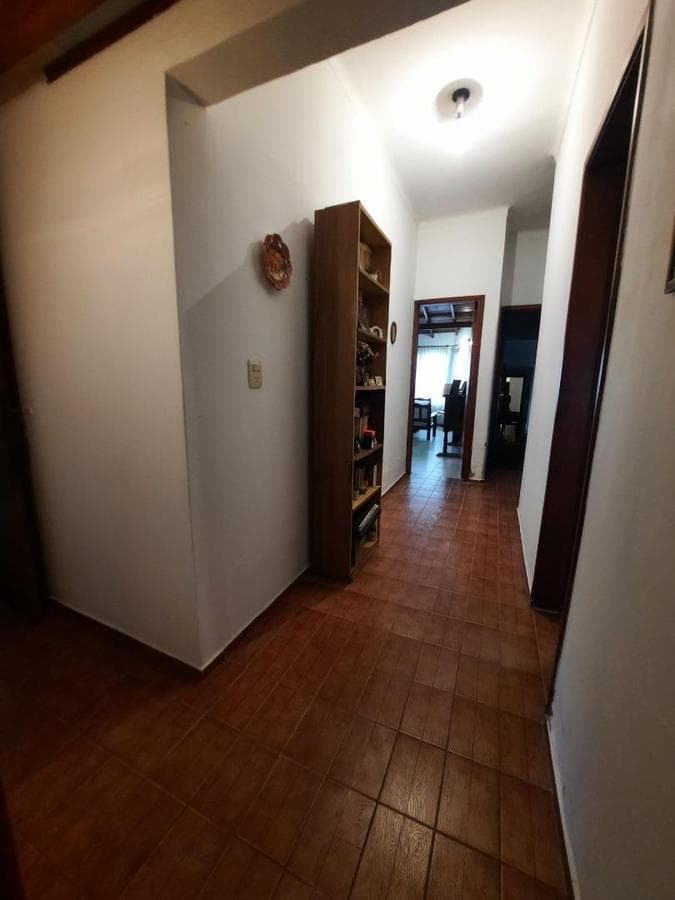 Casa Castelar Norte: 4 rooms, 3 bedrooms