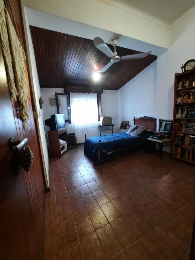 Casa Castelar Norte: 4 rooms, 3 bedrooms