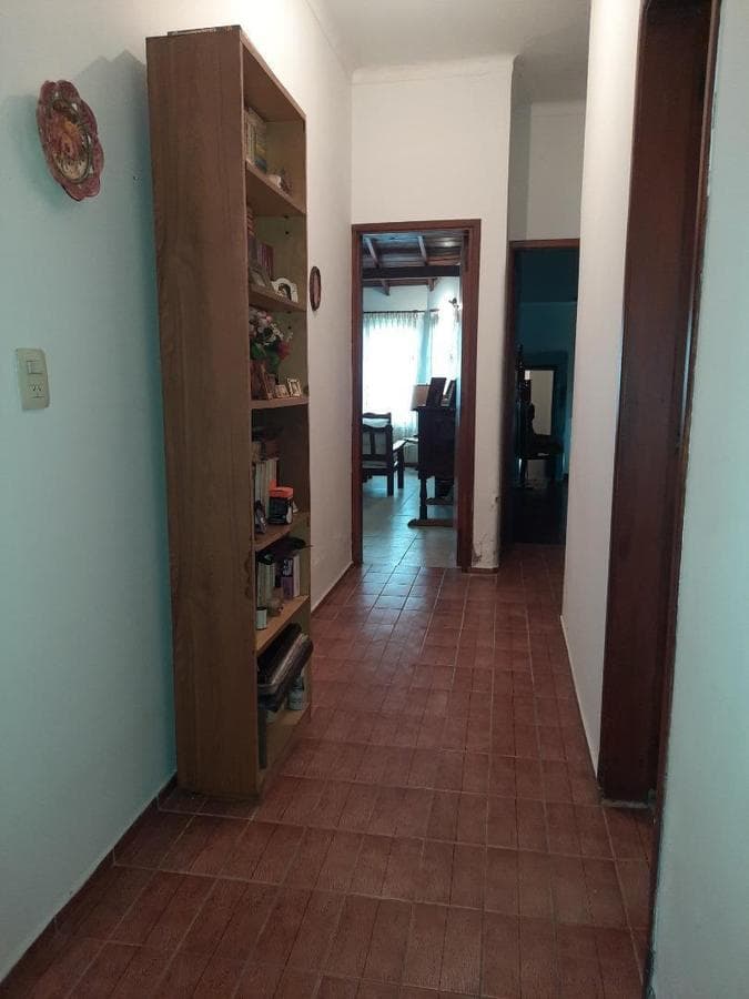 Casa Castelar Norte: 4 rooms, 3 bedrooms