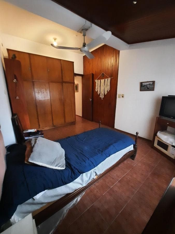 Casa Castelar Norte: 4 rooms, 3 bedrooms