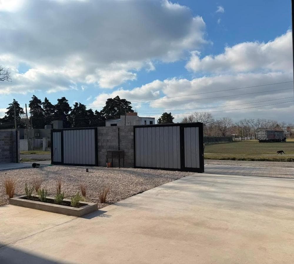 WAREHOUSE FOR SALE IN LUJÁN