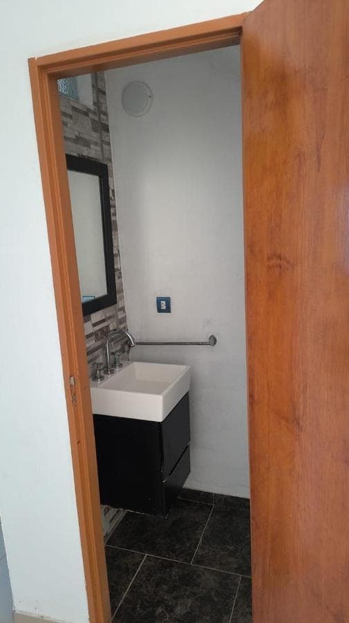 3-room duplex with a patio in Hurlingham