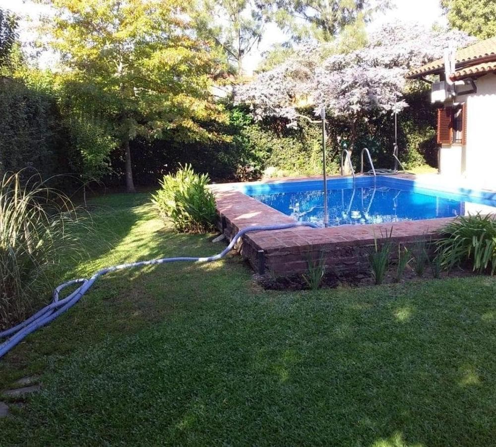 5-Room House for Sale