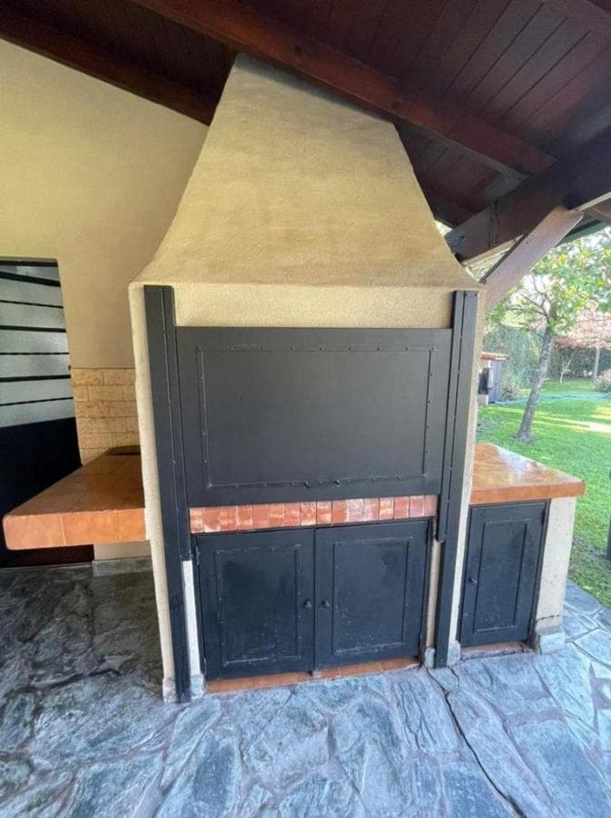 5-Room House for Sale