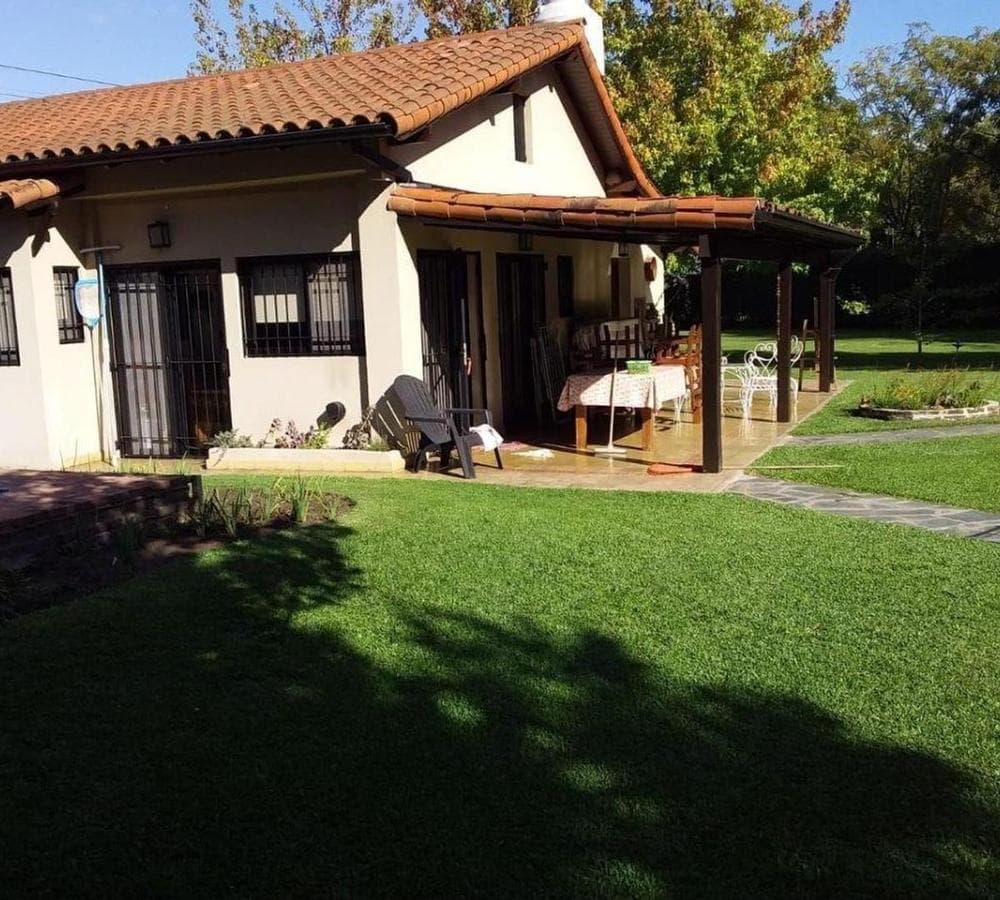 5-Room House for Sale