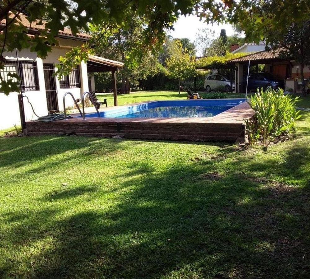 5-Room House for Sale