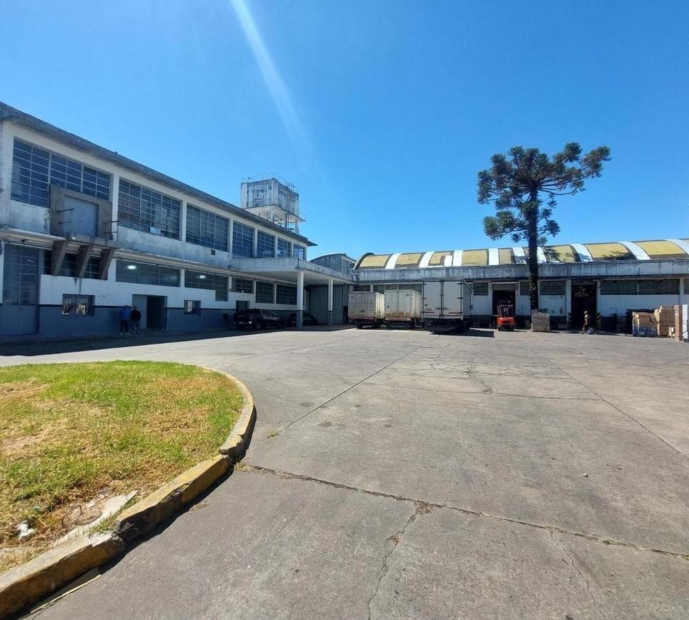 Warehouse with Excellent Infrastructure and Logistical Location