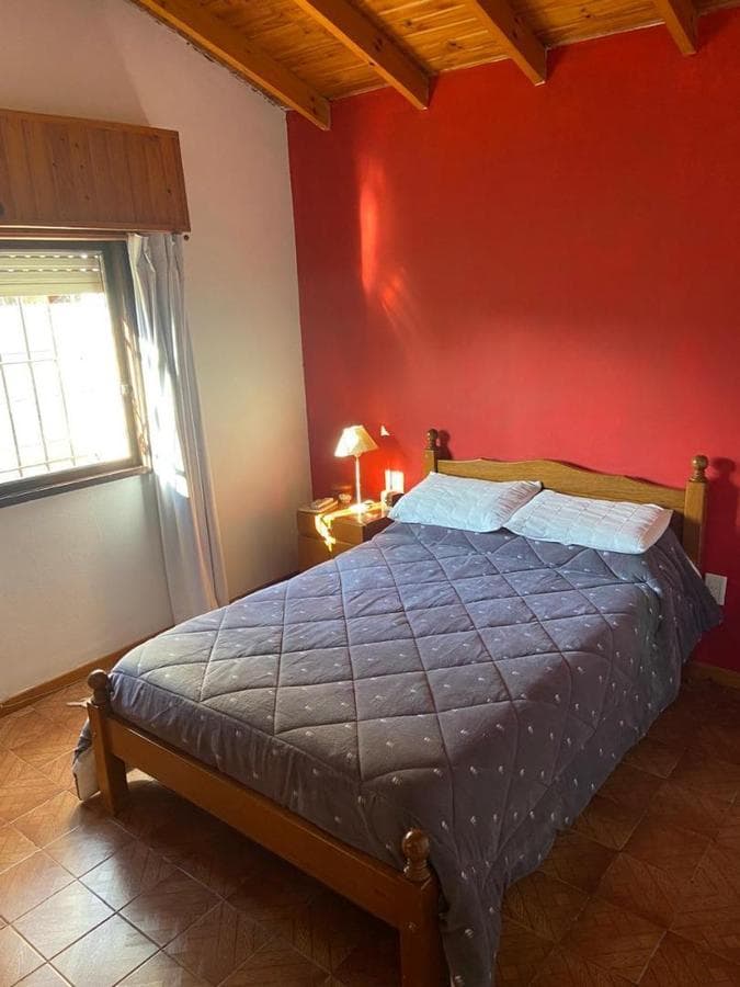 HOUSE FOR SALE IN MERCEDES B.
