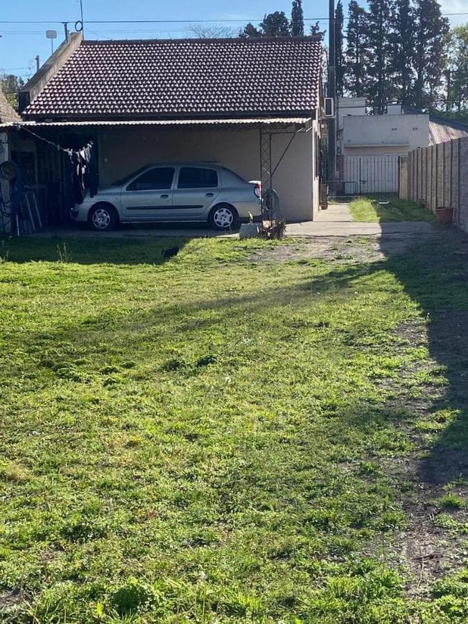 HOUSE FOR SALE IN MERCEDES B.