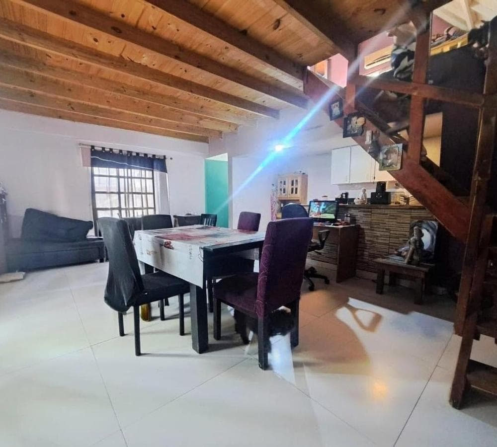 4-ROOM HOUSE FOR SALE IN THE "LA FIACA" GATED COMMUNITY IN MORENO
