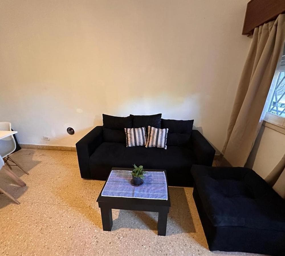 3-ROOM HOUSE FOR SALE WITH APARTMENT IN MORENO