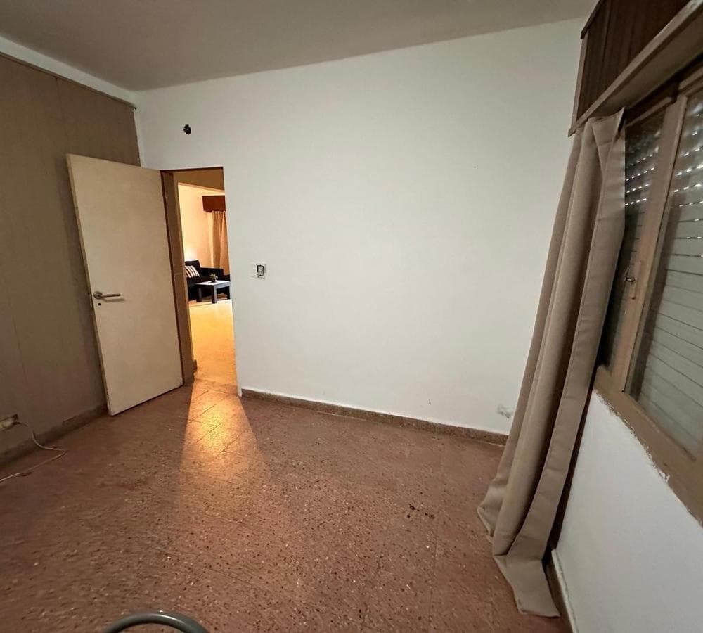 3-ROOM HOUSE FOR SALE WITH APARTMENT IN MORENO