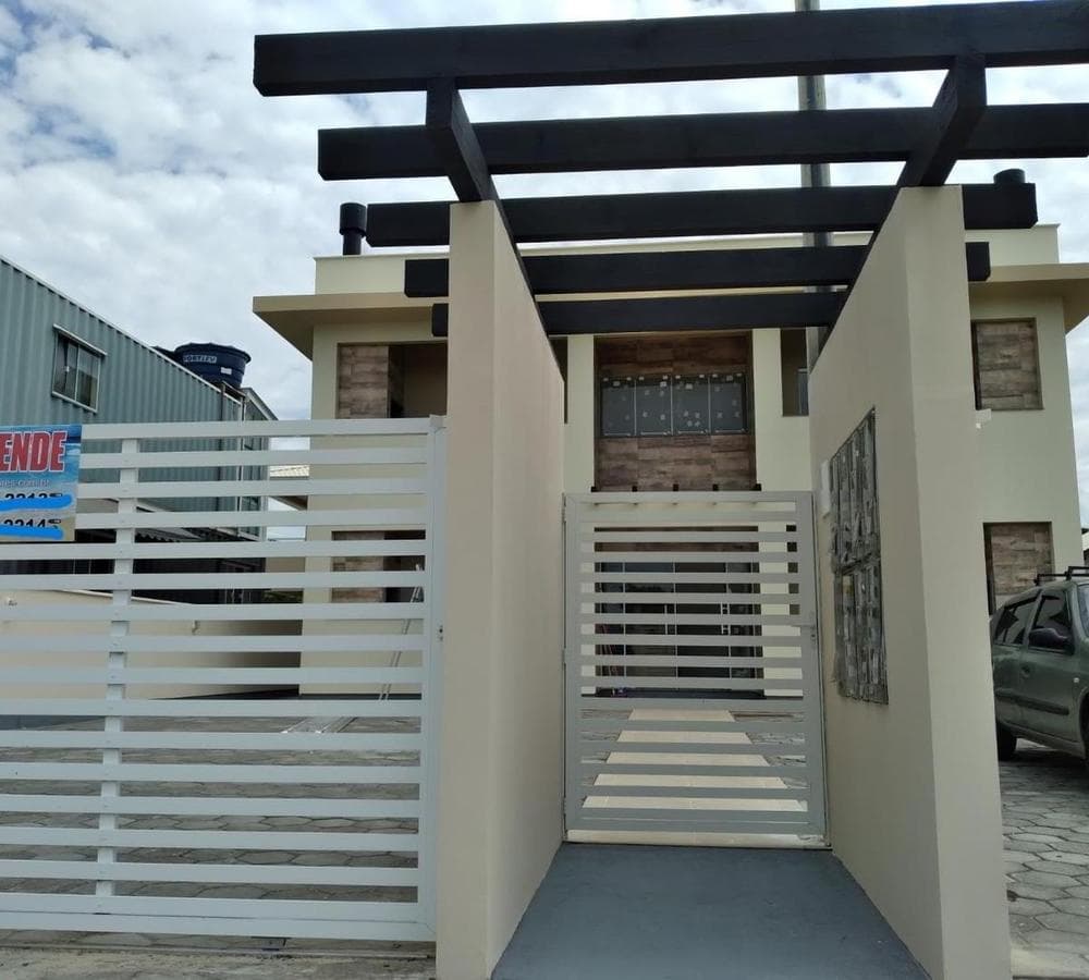 APARTMENT IN PLAYA DE PINHEIRA