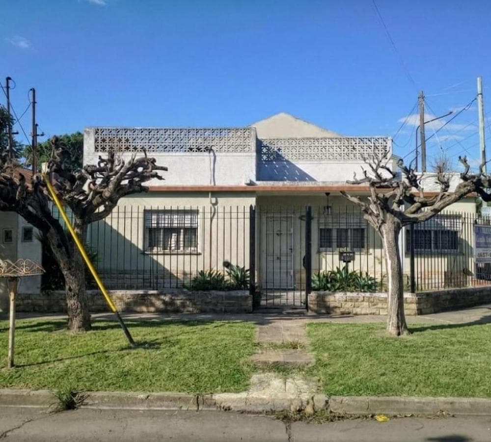 3-ROOM HOUSE IN COMODA