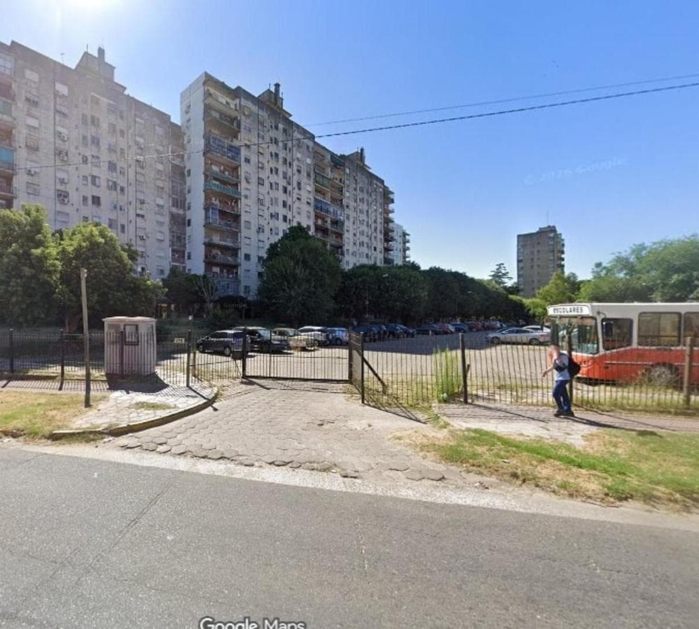 SPACIOUS APARTMENT IN A GREAT LOCATION