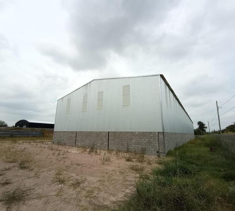 WAREHOUSE FOR RENT IN THE LUJÁN INDUSTRIAL ZONE