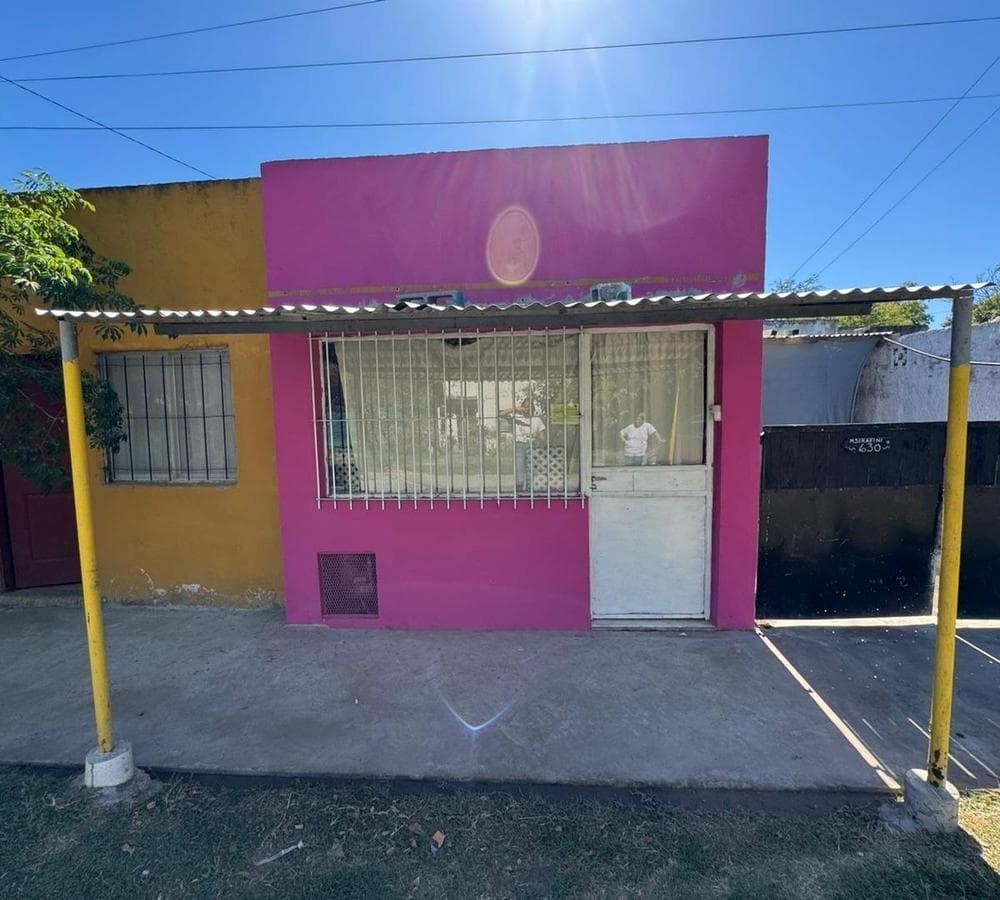 HOUSE WITH AN APARTMENT AND COMMERCIAL SPACE IN OLIVERA