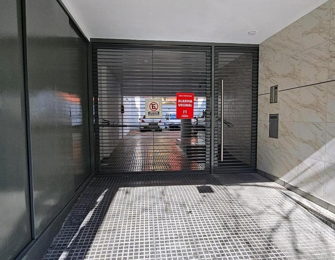ONE-ROOM APARTMENT FOR SALE, JUST A FEW METERS FROM HAEDO STATION