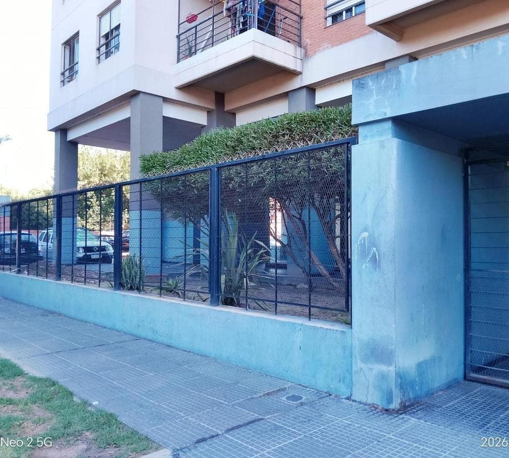 SPACIOUS APARTMENT IN A GREAT LOCATION