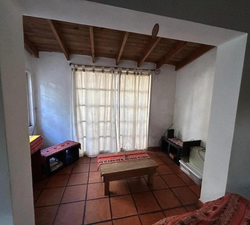 House in Moreno with 5 rooms
